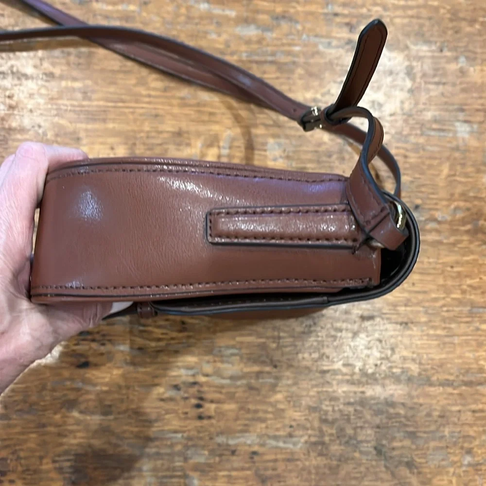 Banana Republic Half Moon Crossbody Bag, Chestnut; NWOT - Picture 5 of 8